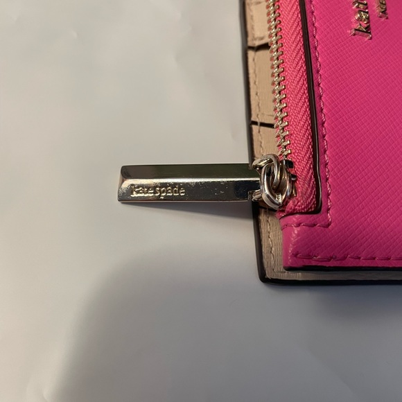 KATE SPADE Bright Pink 6 Gusset + 3 pockets + ID Holder Wallet w Gold Hardware. - Picture 6 of 11